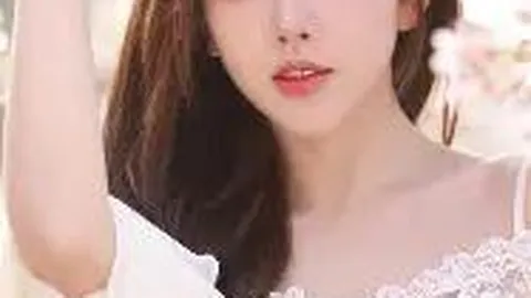 亚冬会速度滑冰男子短距接力团体颁奖礼